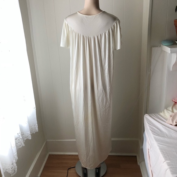 Vintage Soft Nightie - Picture 5 of 8